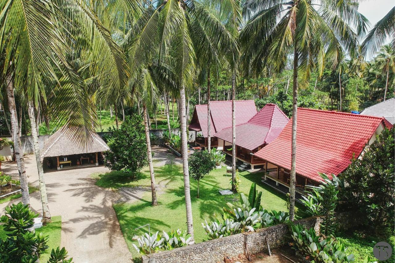 Sadati Home Stay バツカラス エクステリア 写真